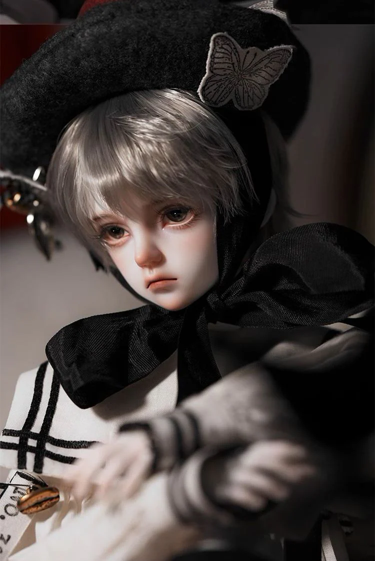 Cyril | Preorder | DOLL - Image 3