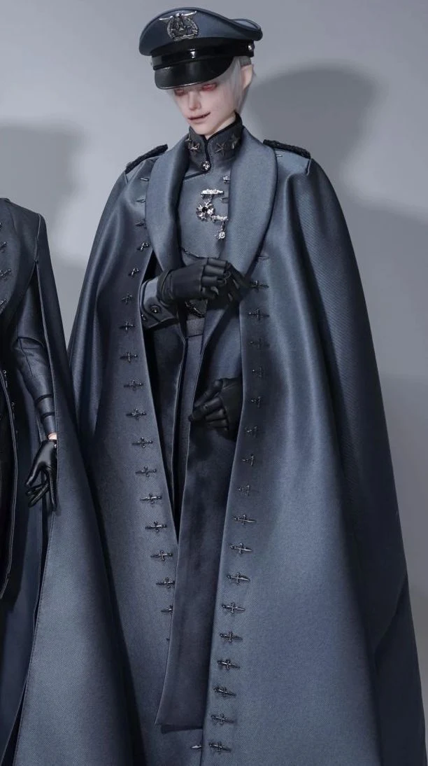 [Falcon] Cloak Silver Black: LOONG73 [Limited Time Offer] | PREORDER | OUTFIT