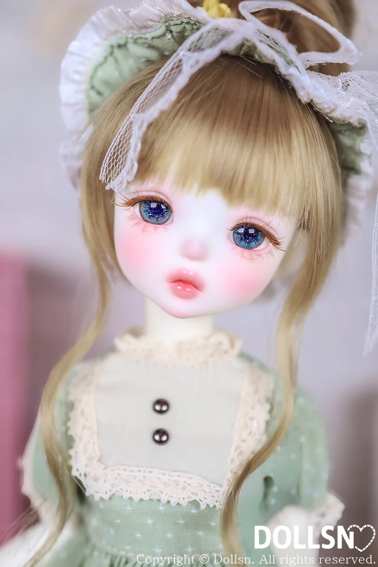 Mooah 31cm (Doll + Makeup) | PREORDER | DOLL